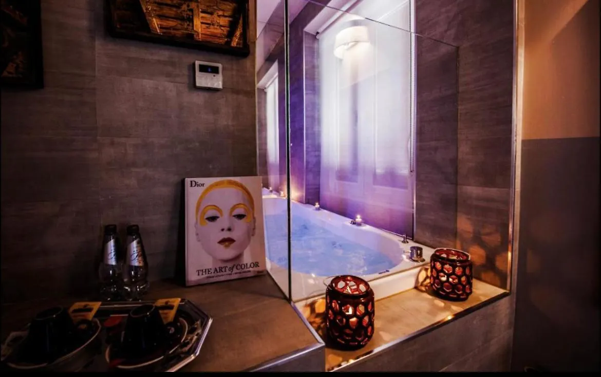 Town House Spagna- Luxury Rooms With Jacuzzi Bath Rome Maison d'hôtes