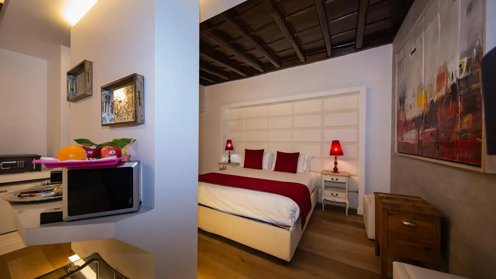 Town House Spagna- Luxury Rooms With Jacuzzi Bath Rome Italie